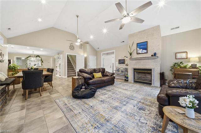 8708 Atlantic AVE, Virginia Beach, VA 23451