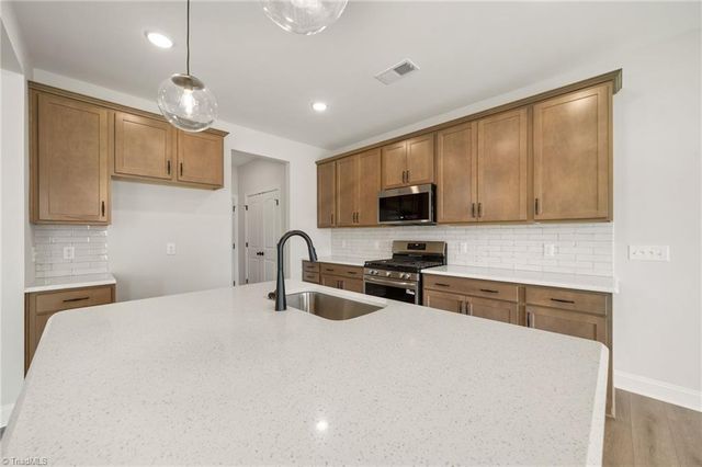 3109 Hayes Village Road, Greensboro, NC 27405