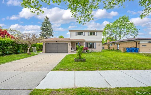 30615 Scrivo Drive, Warren, MI 48092