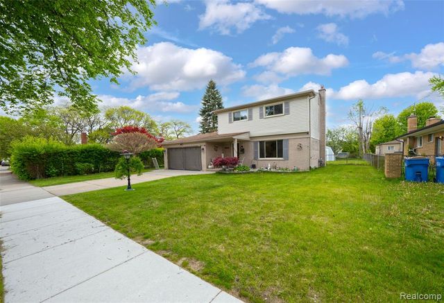 30615 Scrivo Drive, Warren, MI 48092