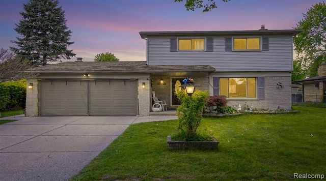 30615 Scrivo Drive, Warren, MI 48092