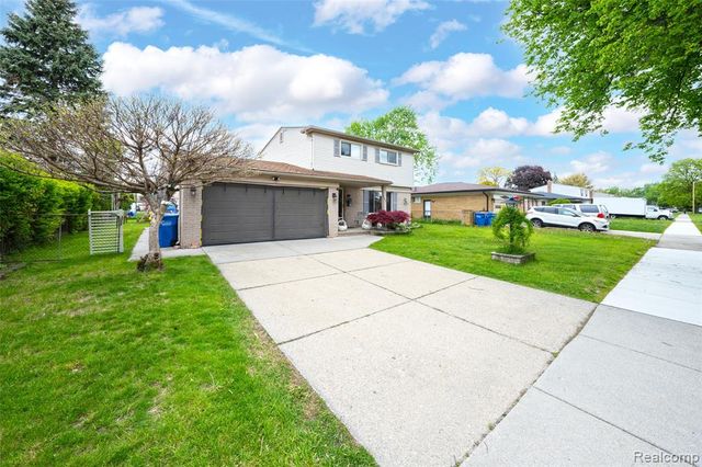 30615 Scrivo Drive, Warren, MI 48092
