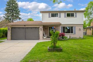 30615 Scrivo Drive, Warren, MI 48092