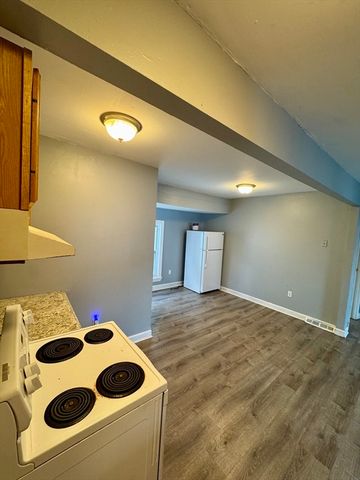 60 Tremont St 2, Brockton, MA 02301