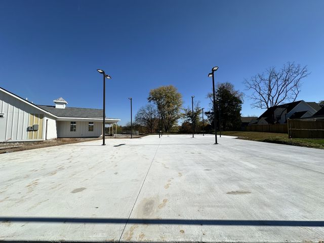 2056 Conductor Ln, Thompsons Station, TN 37179
