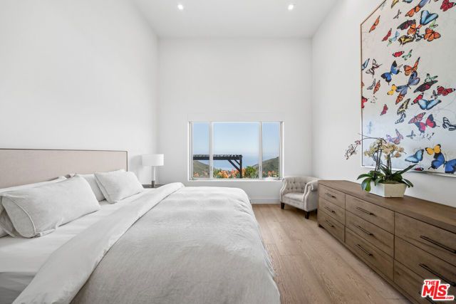 10715 Yerba Buena Road, Malibu, CA 90265