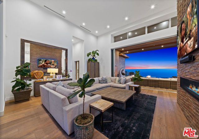 10715 Yerba Buena Road, Malibu, CA 90265