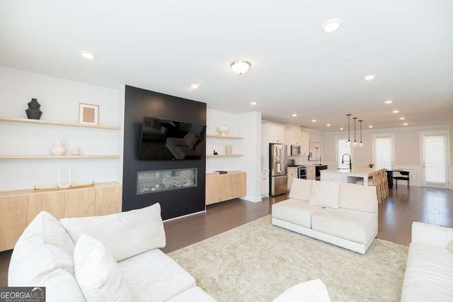 4343 Colorado Fir Alley, Doraville, GA 30360