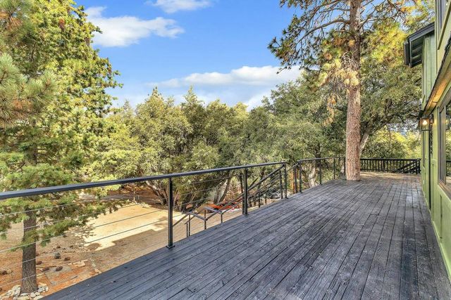 52895 Cedar Drive, Idyllwild, CA 92549