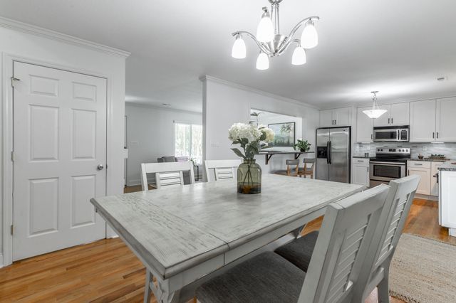 1121 O Henry Drive, Hixson, TN 37343