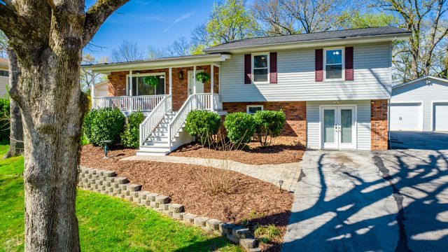 1121 O Henry Drive, Hixson, TN 37343