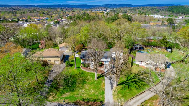 1121 O Henry Drive, Hixson, TN 37343