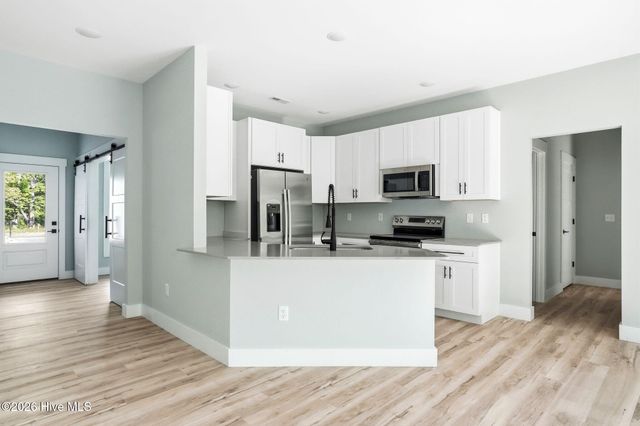 554 Sanctuary Point SW, Supply, NC 28462