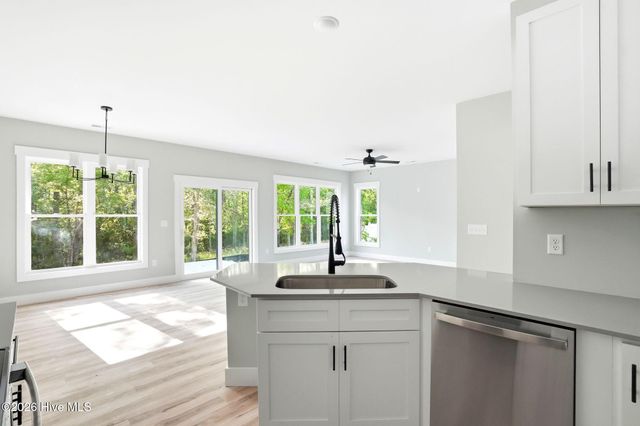 554 Sanctuary Point SW, Supply, NC 28462