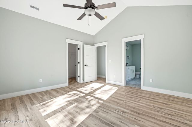 554 Sanctuary Point SW, Supply, NC 28462