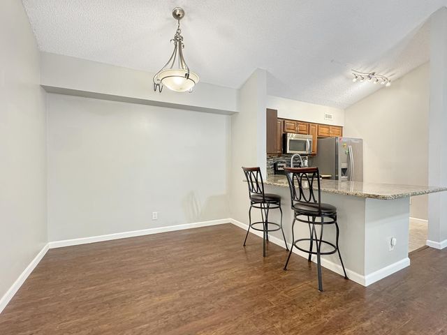 3083 N Oakland Forest Drive 306, Oakland Park, FL 33309