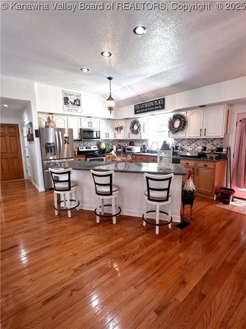 37 Poncho Drive, Chapmanville, WV 15508