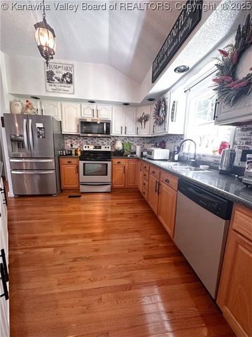 37 Poncho Drive, Chapmanville, WV 15508