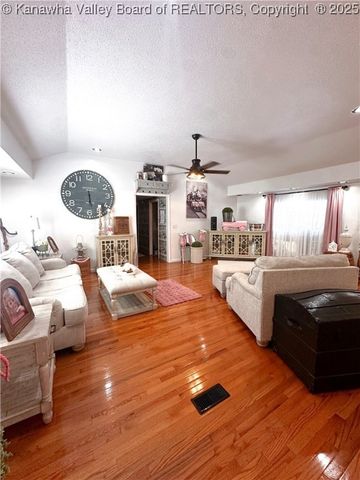 37 Poncho Drive, Chapmanville, WV 15508