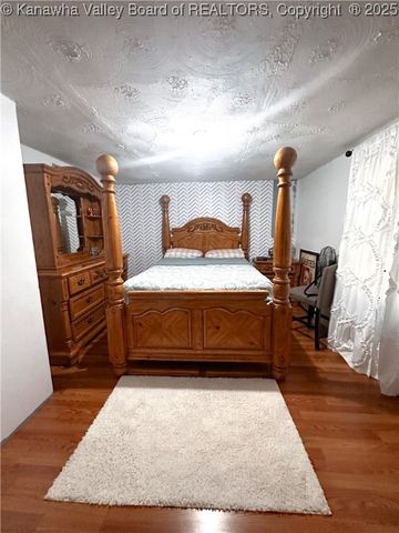 37 Poncho Drive, Chapmanville, WV 15508