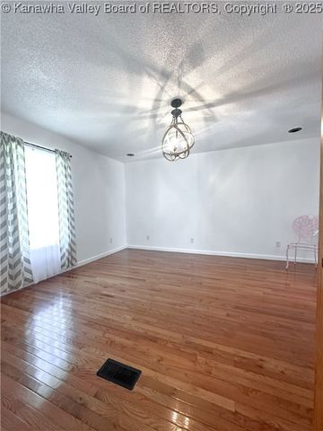 37 Poncho Drive, Chapmanville, WV 15508