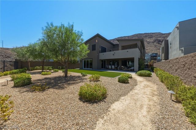 302 Shaded Canyon Drive, Henderson, NV 89012