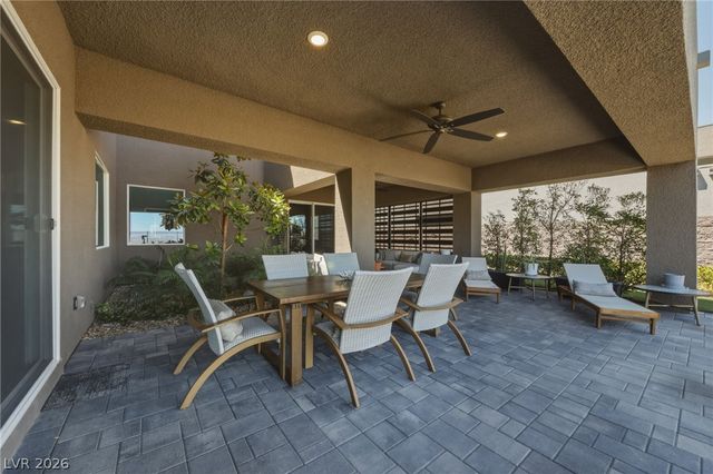 302 Shaded Canyon Drive, Henderson, NV 89012