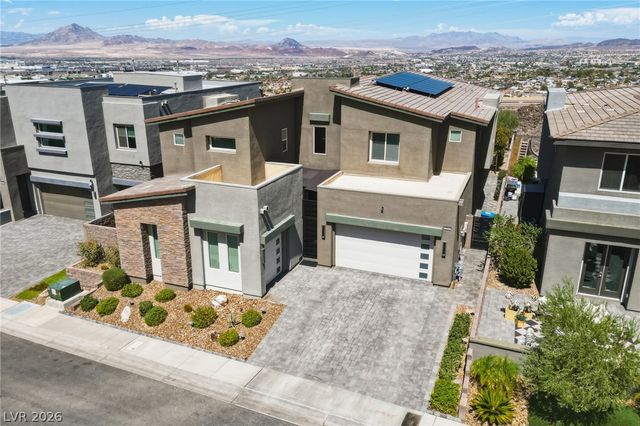 302 Shaded Canyon Drive, Henderson, NV 89012