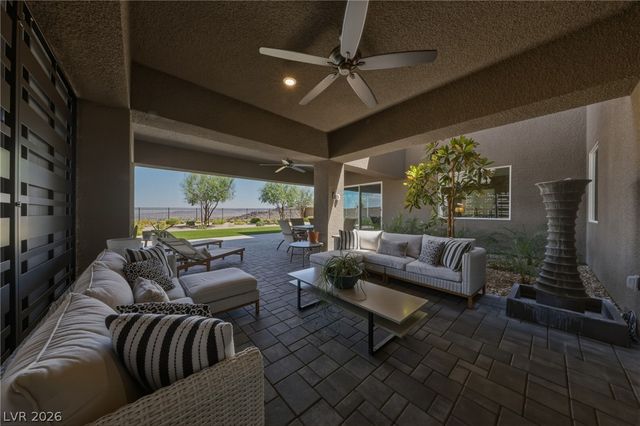 302 Shaded Canyon Drive, Henderson, NV 89012