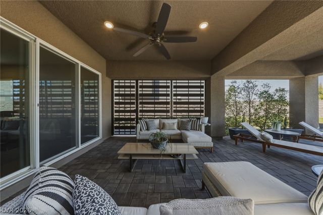302 Shaded Canyon Drive, Henderson, NV 89012