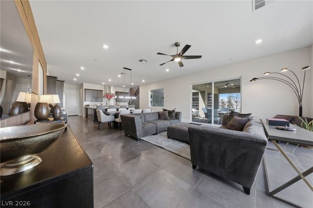 302 Shaded Canyon Drive, Henderson, NV 89012