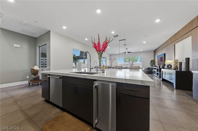 302 Shaded Canyon Drive, Henderson, NV 89012