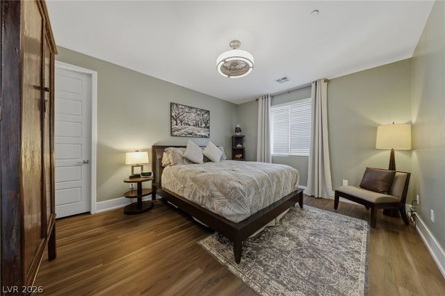 302 Shaded Canyon Drive, Henderson, NV 89012