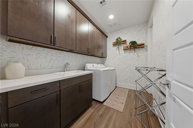 302 Shaded Canyon Drive, Henderson, NV 89012