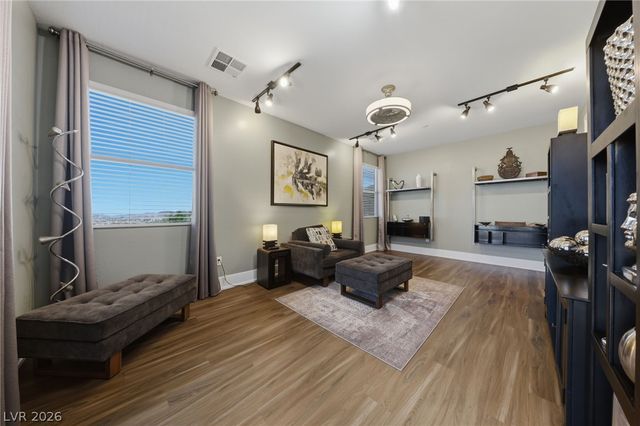 302 Shaded Canyon Drive, Henderson, NV 89012