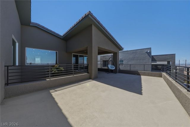302 Shaded Canyon Drive, Henderson, NV 89012