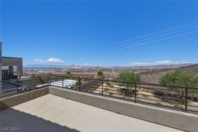 302 Shaded Canyon Drive, Henderson, NV 89012