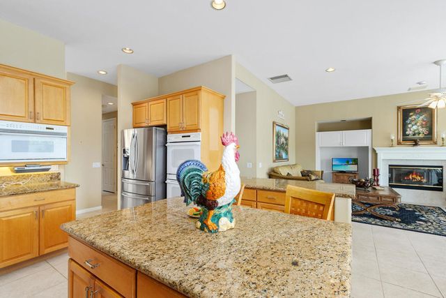 2 Othello Court, Rancho Mirage, CA 92270