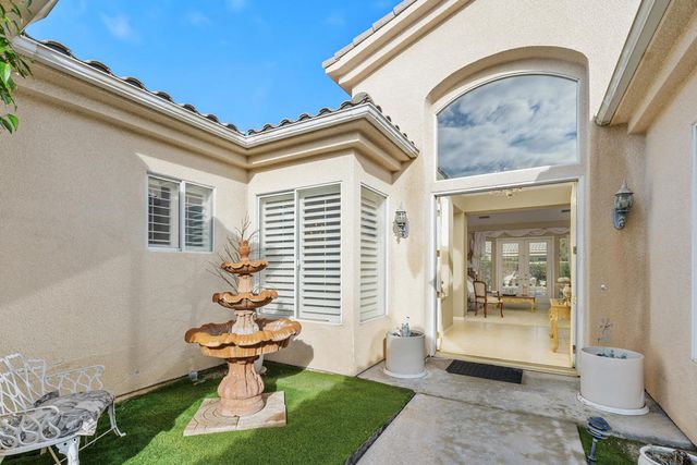 2 Othello Court, Rancho Mirage, CA 92270