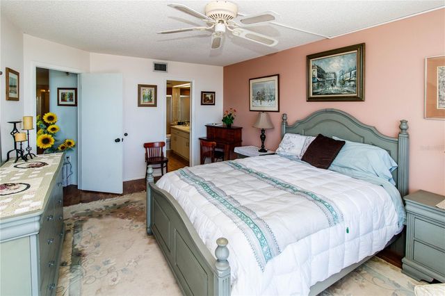 4823 EBBTIDE LANE 302, Port Richey, FL 34668