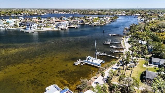 4823 EBBTIDE LANE 302, Port Richey, FL 34668