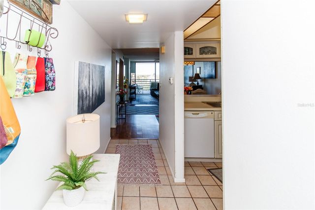 4823 EBBTIDE LANE 302, Port Richey, FL 34668