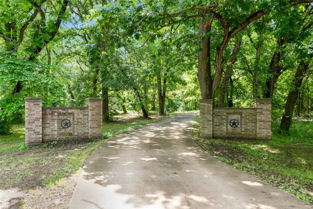 3650 Mt Zion Road, Midlothian, TX 76065