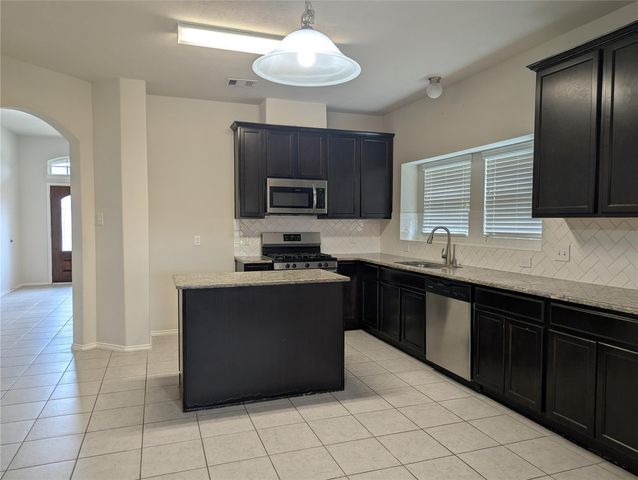 13319 Lansdown Street, Rosharon, TX 77583