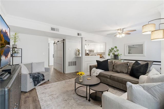 57 Ivy Trail NE 57, Atlanta, GA 30342