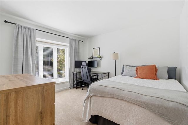 57 Ivy Trail NE 57, Atlanta, GA 30342