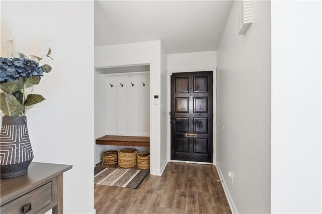 57 Ivy Trail NE 57, Atlanta, GA 30342