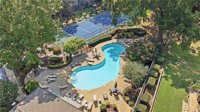 57 Ivy Trail NE 57, Atlanta, GA 30342