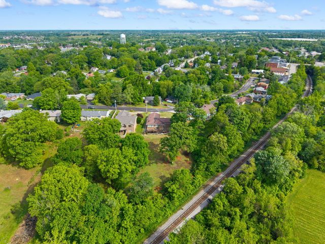 119 Holly Hill Drive, Berea, KY 40403