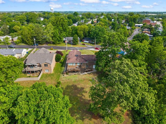 119 Holly Hill Drive, Berea, KY 40403